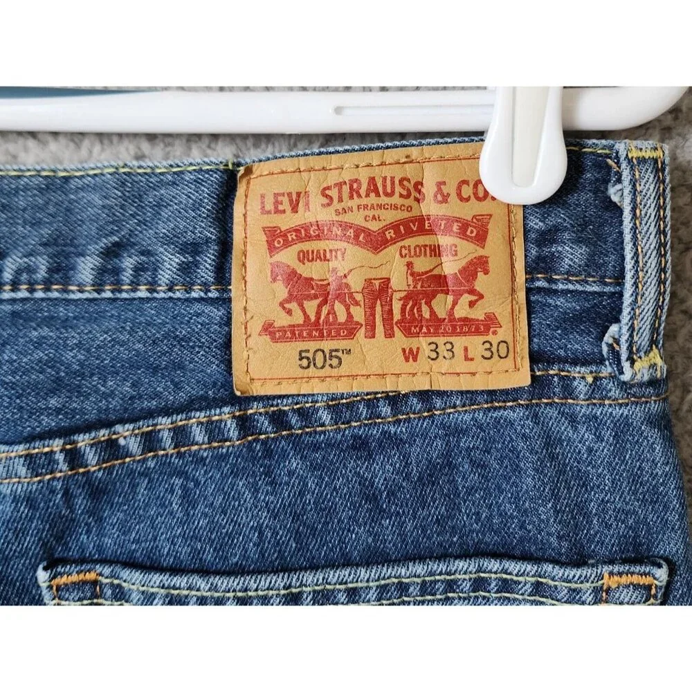 Levi's 505 Blue Denim Classic‎ Straight Leg Jeans Size 33 x 30 100% Cotton